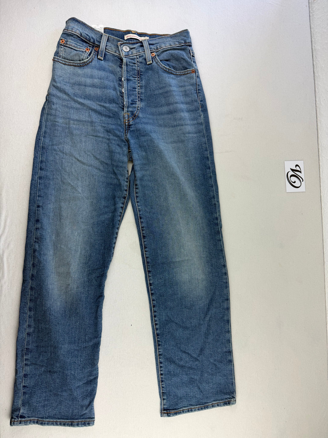 Levi's Ribcage Straight Ankle Jeans – W25/L27 |
