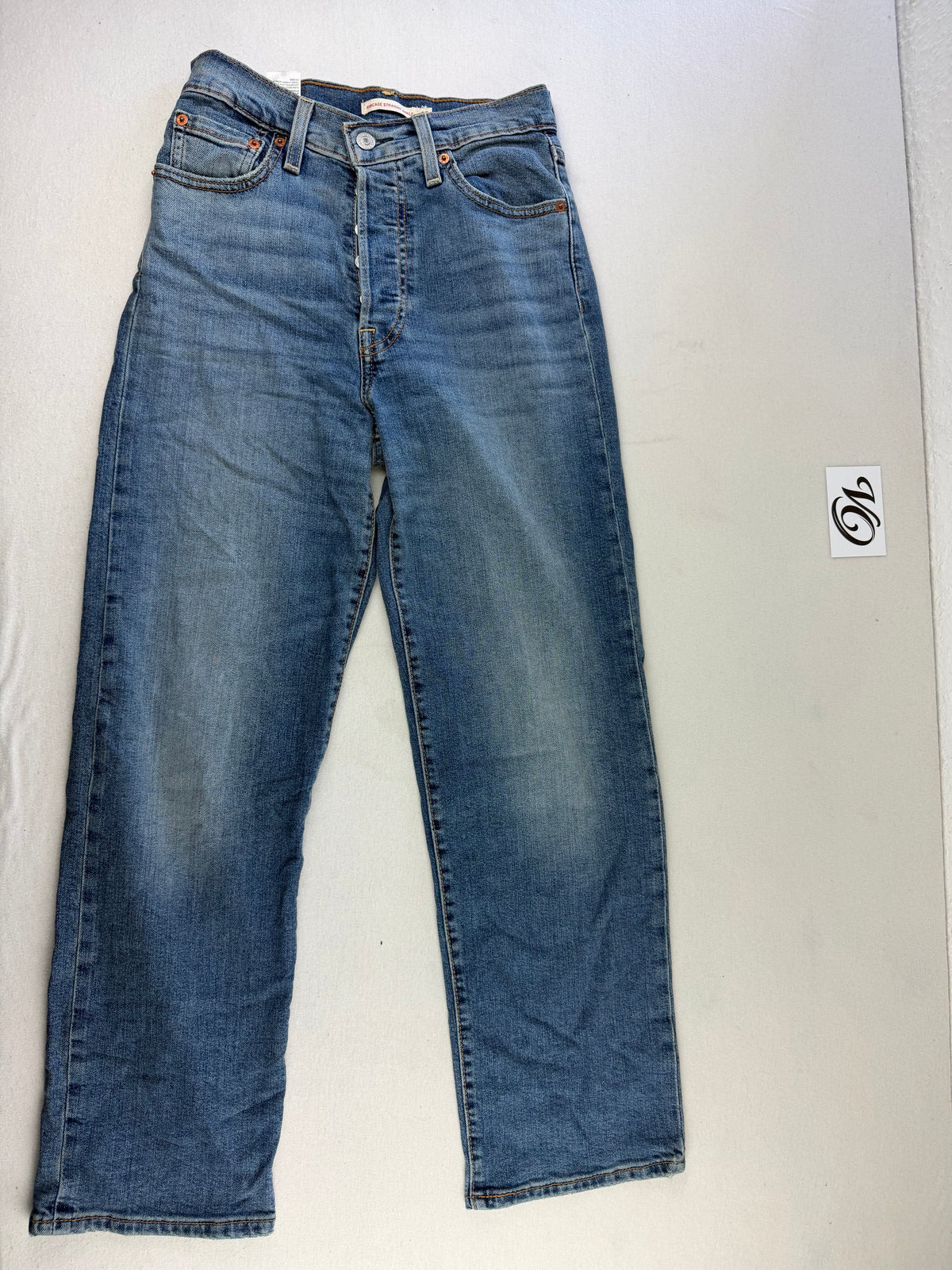 Levi's Ribcage Straight Ankle Jeans – W25/L27 |