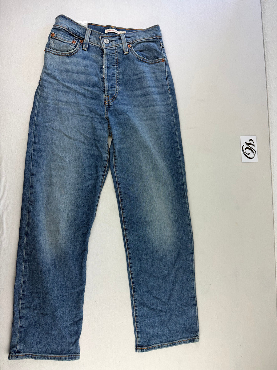 Levi's Ribcage Straight Ankle Jeans – W25/L27 |