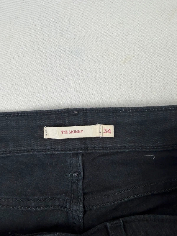 Levi's 711 Skinny Jeans | W34 L30 | Schwarz, Destroyed / Risse | Top Zustand